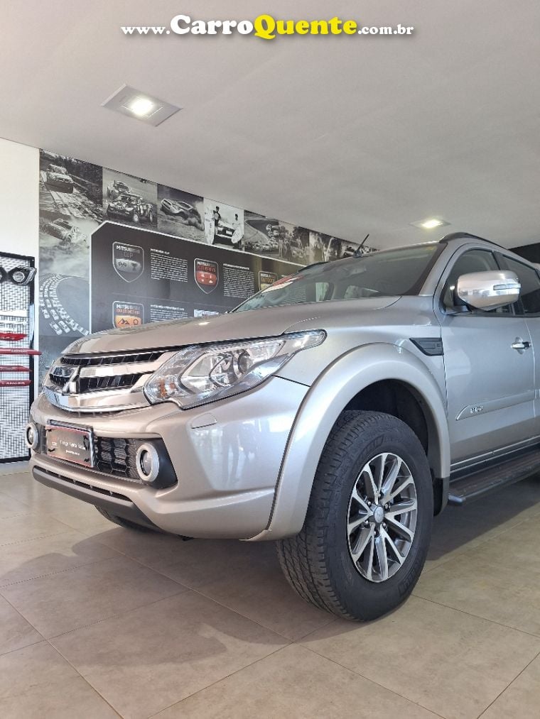 Mitsubishi L200 TRITON 2.4 16V TURBO DIESEL SPORT HPE-S CD 4P 4X4 AUTOMÁTICO - Loja