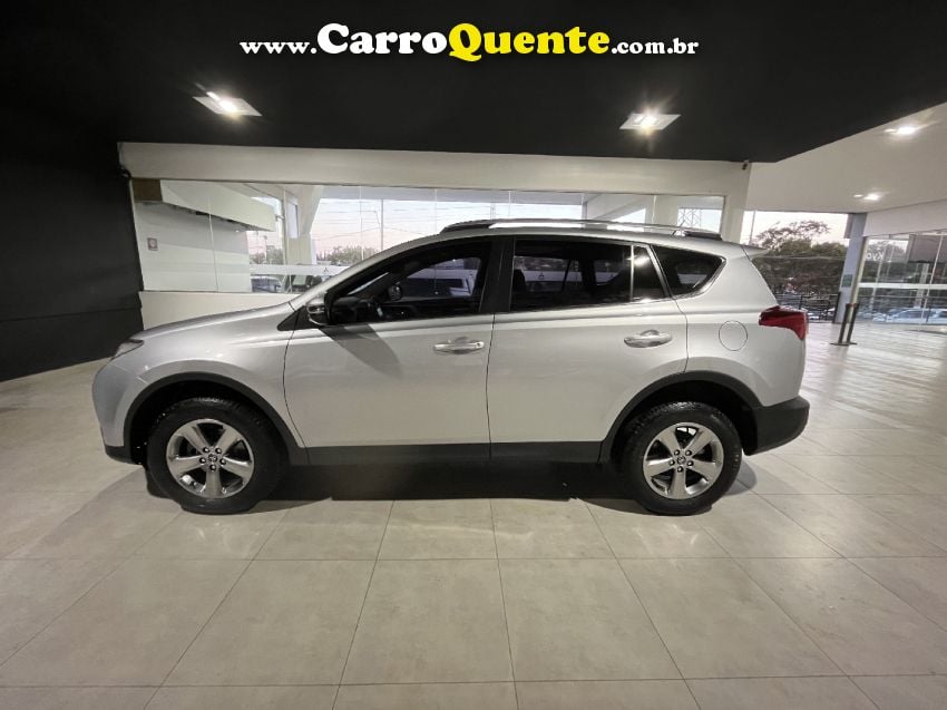 Toyota RAV4 2.0 4X4 16V GASOLINA 4P AUTOMÁTICO - Loja