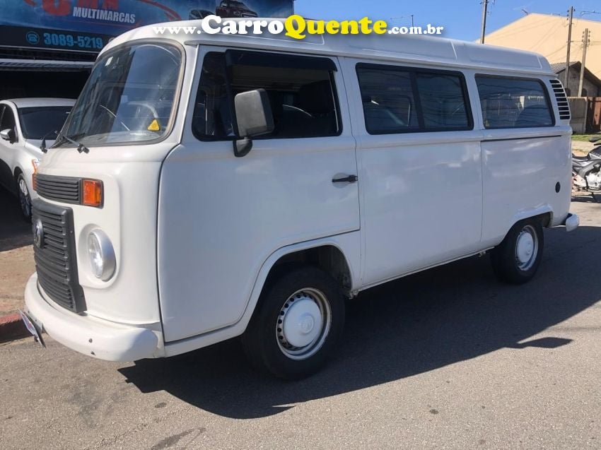 Volkswagen KOMBI 1.4 MI STD ESCOLAR 8V FLEX 3P MANUAL - Loja