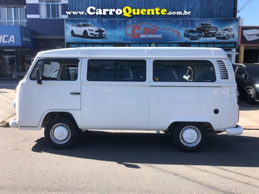 Volkswagen KOMBI 1.4 MI STD ESCOLAR 8V FLEX 3P MANUAL - Loja