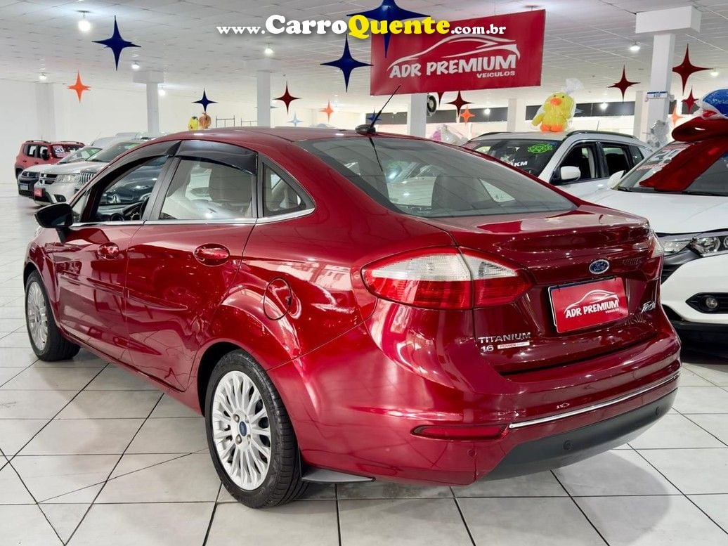 FORD FIESTA 1.6 TITANIUM SEDAN 16V - Loja