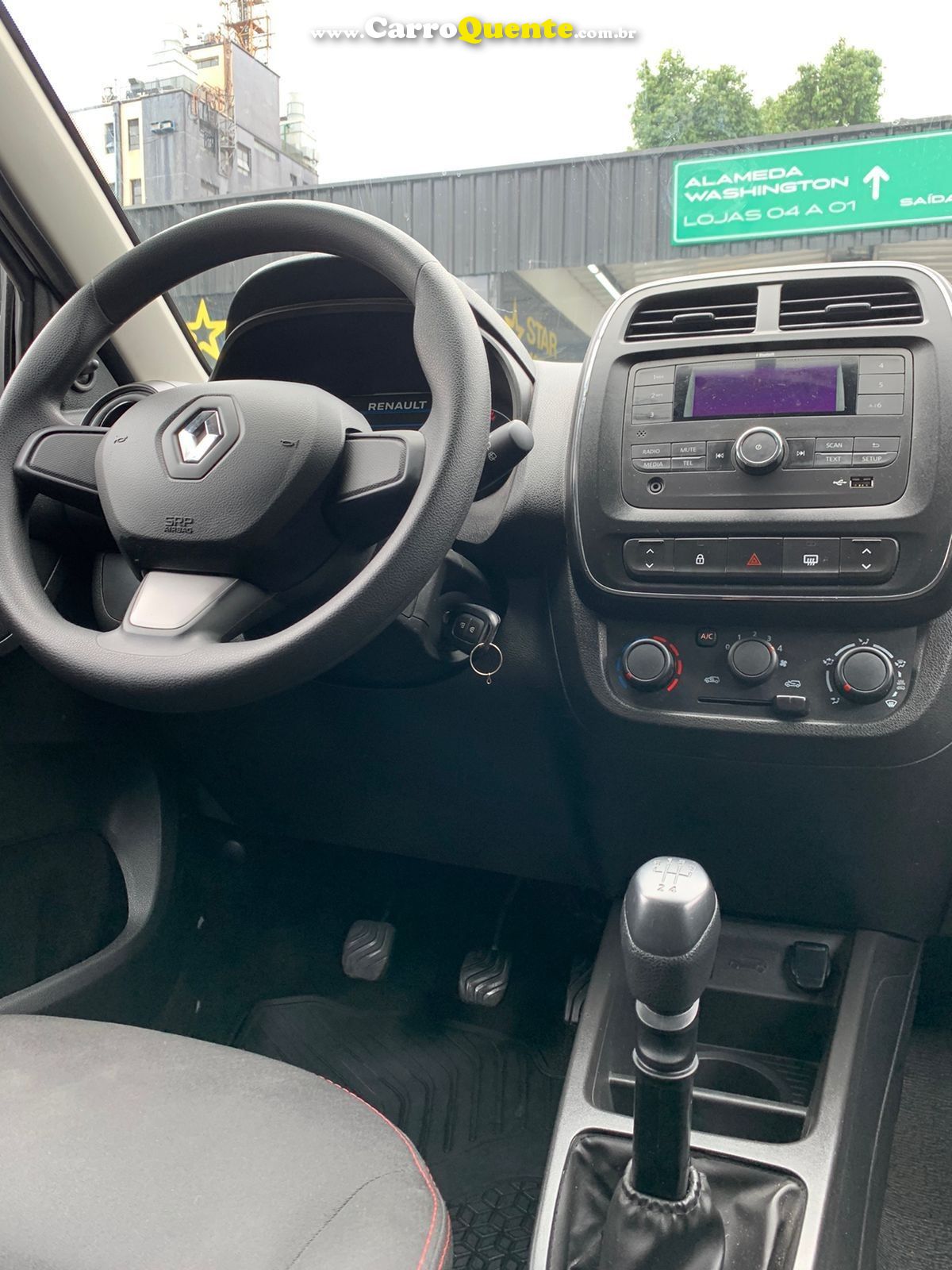 RENAULT KWID 1.0 12V SCE ZEN - Loja