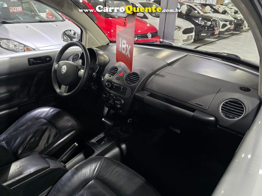 VOLKSWAGEN NEW BEETLE 2.0 MI 8V AUTOMATICO 6 MARCHAS NOVO!! - Loja