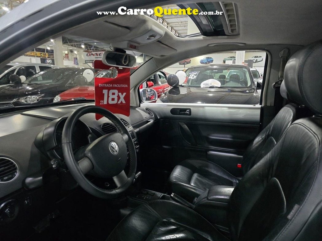 VOLKSWAGEN NEW BEETLE 2.0 MI 8V AUTOMATICO 6 MARCHAS NOVO!! - Loja