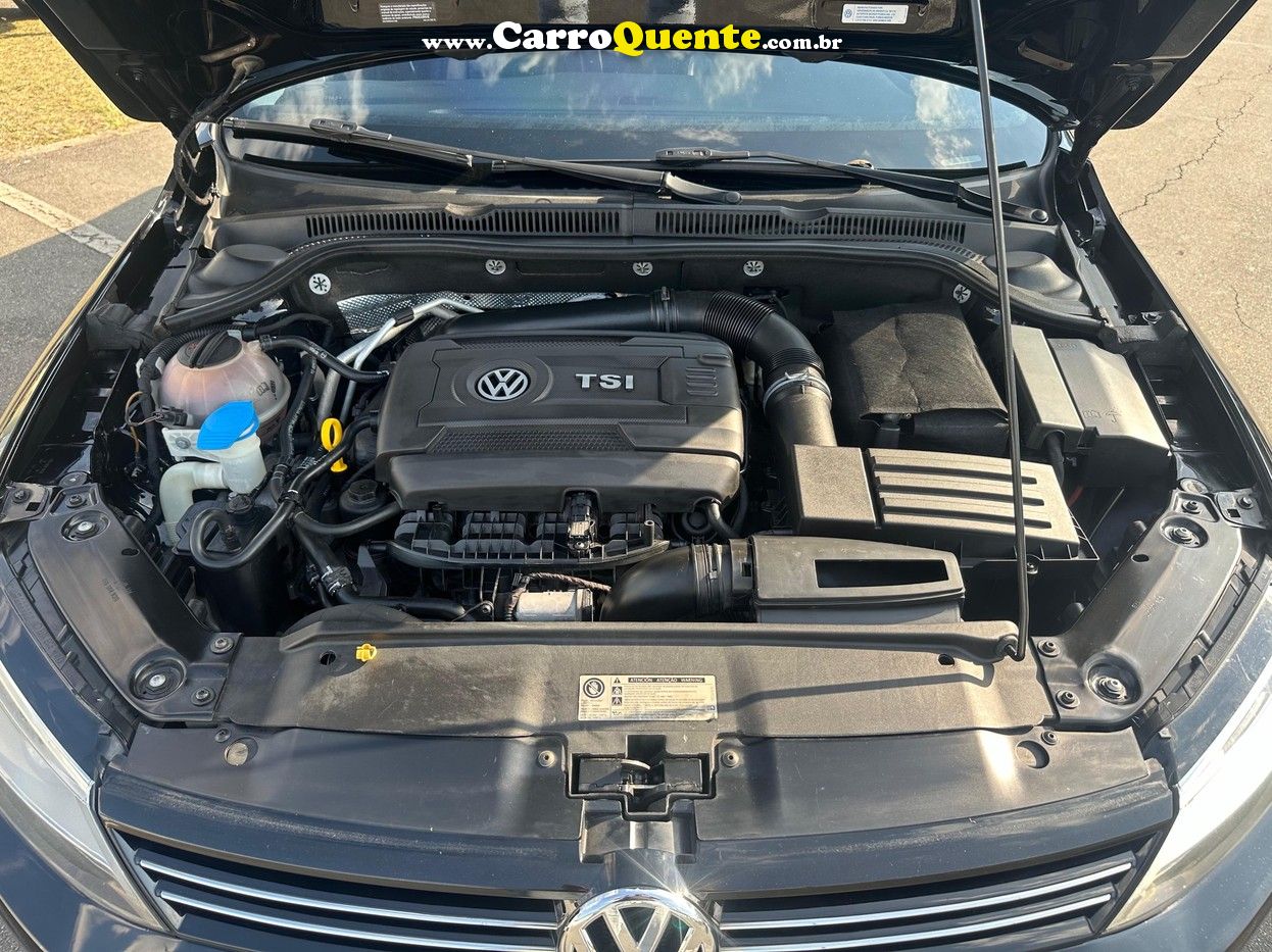 VOLKSWAGEN JETTA 2.0 TSI HIGHLINE 211CV - Loja