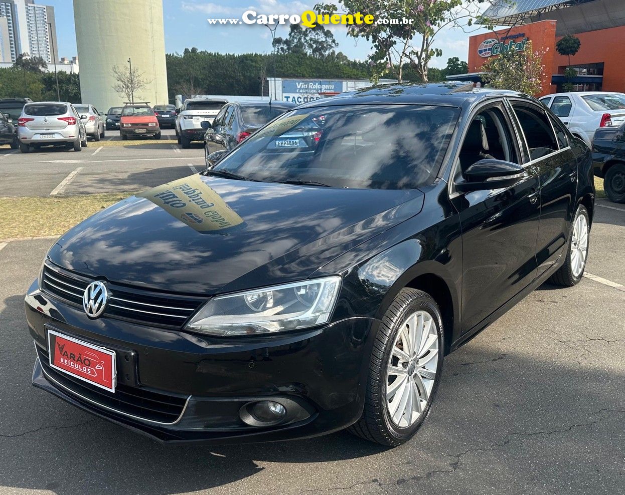 VOLKSWAGEN JETTA 2.0 TSI HIGHLINE 211CV - Loja