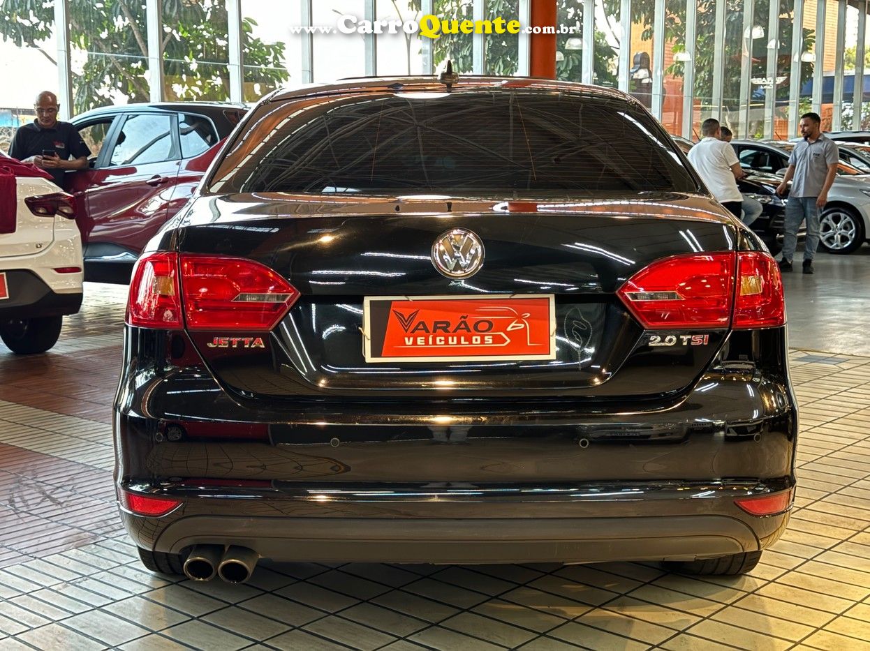 VOLKSWAGEN JETTA 2.0 TSI HIGHLINE 211CV - Loja