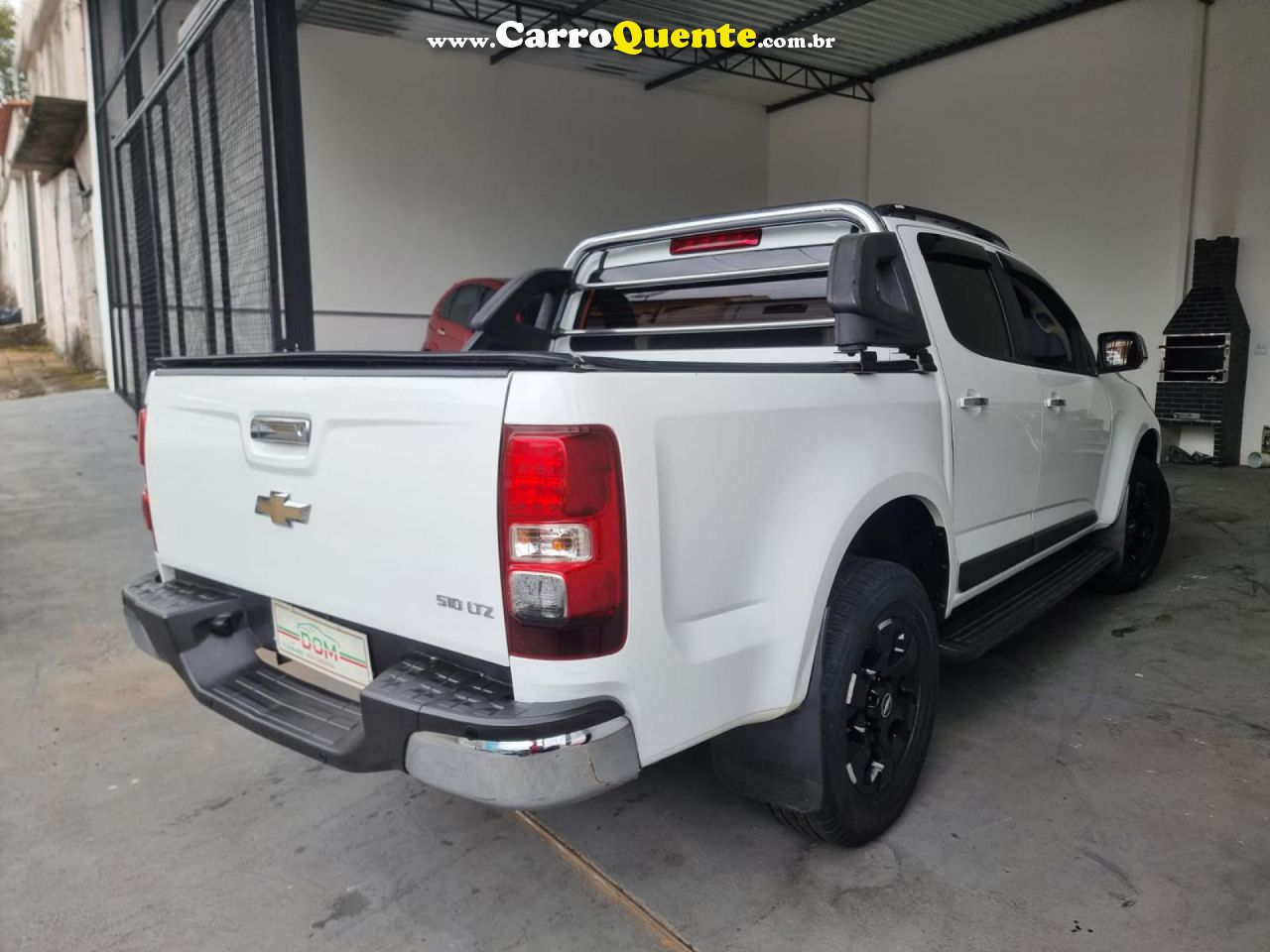 CHEVROLET   S10 PICK-UP LTZ 2.4 F.POWER 4X2 CD   BRANCO 2013 2.4 FLEX E GÁS NATURAL - Loja