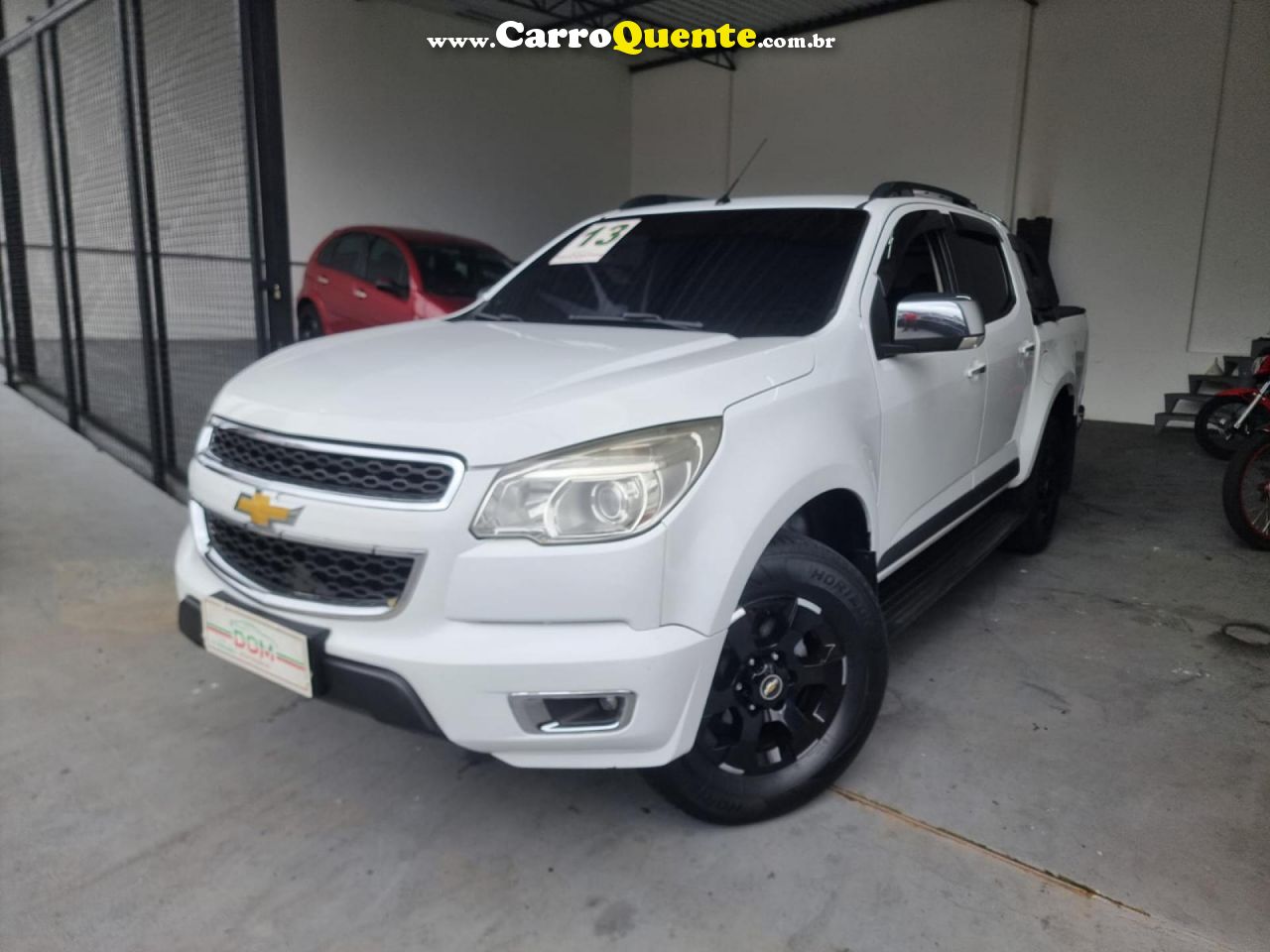 CHEVROLET   S10 PICK-UP LTZ 2.4 F.POWER 4X2 CD   BRANCO 2013 2.4 FLEX E GÁS NATURAL - Loja