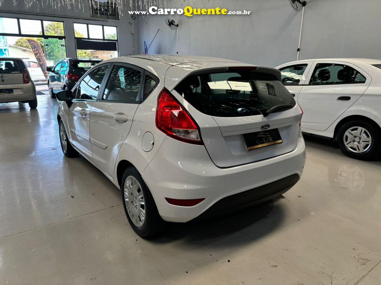 FORD   FIESTA 1.5 16V FLEX MEC. 5P   BRANCO 2015 1.5 FLEX - Loja