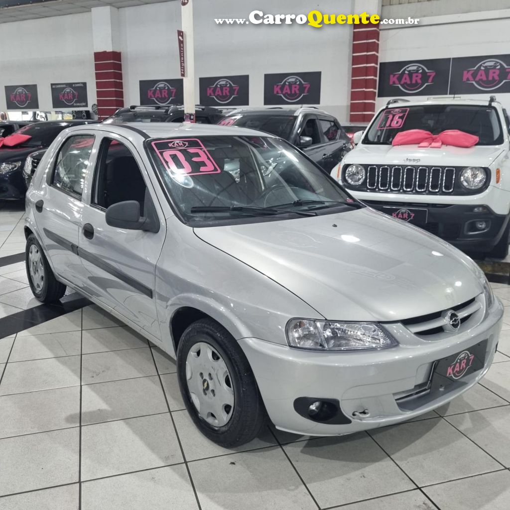 CHEVROLET   CELTA 1.0 SUPER 1.0 MPFI VHC 8V 5P   PRATA 2003 1.0 GASOLINA - Loja