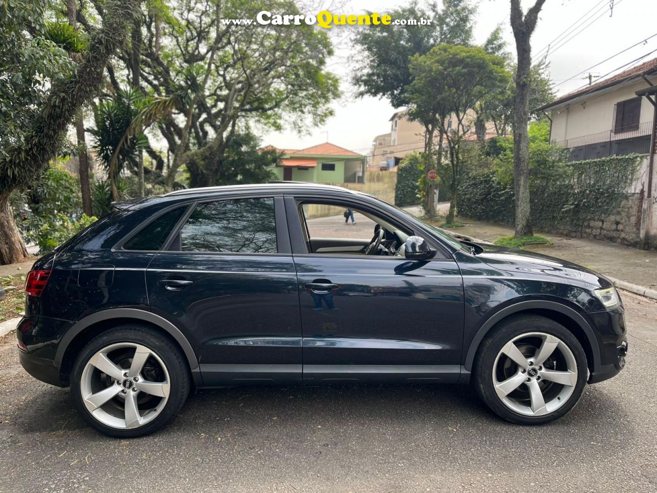 AUDI   Q3 2.0 TFSI QUAT. 211220CV S-TRONIC 5P   AZUL 2013 2.0 GASOLINA - Loja