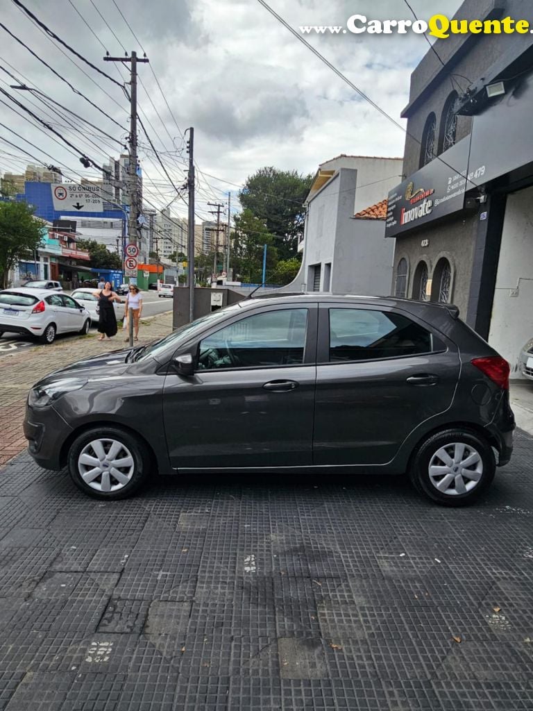 FORD   KA 1.0 SESE PLUS TIVCT FLEX 5P   CINZA 2019 1.0 FLEX - Loja