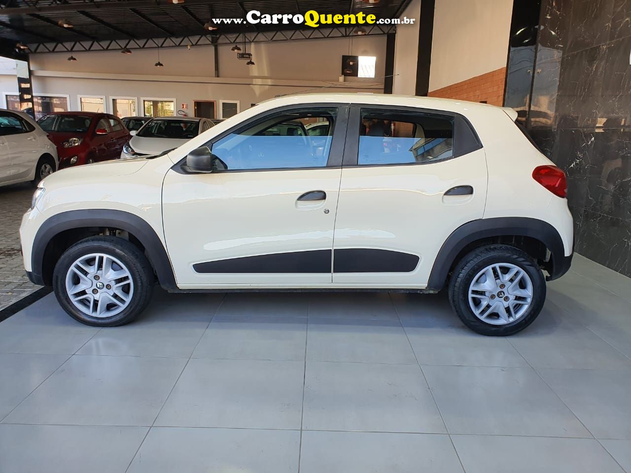 RENAULT KWID 1.0 12V SCE ZEN - Loja