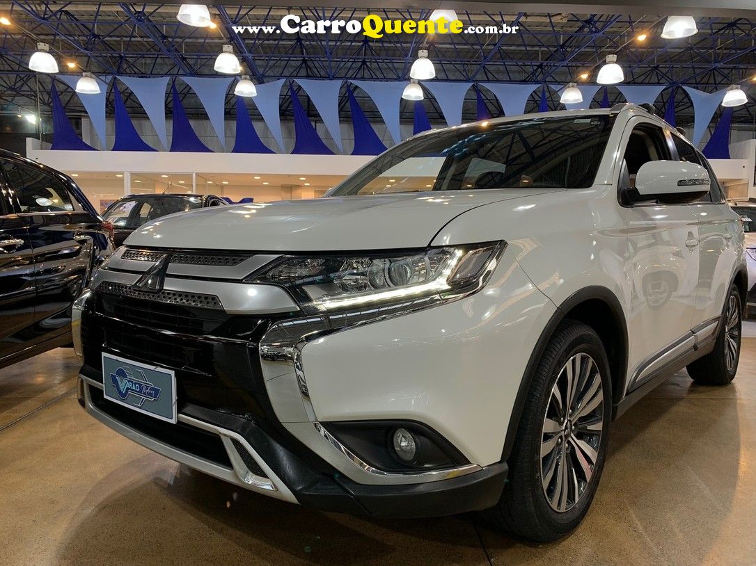 MITSUBISHI OUTLANDER - Loja