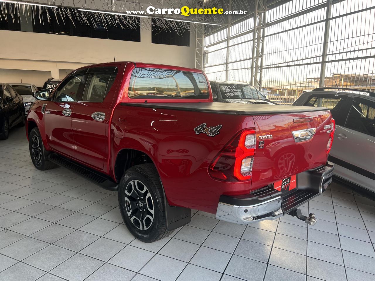 TOYOTA   HILUX CD SRX 4X4 2.8 TDI 16V DIESEL AUT.   VERMELHO 2021 2.8 DIESEL - Loja