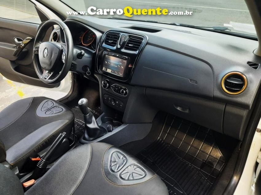 Renault SANDERO 1.6 STEPWAY 8V FLEX 4P MANUAL - Loja