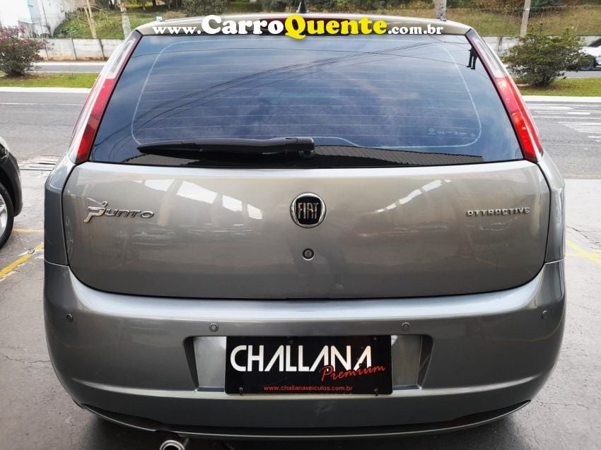 Fiat Punto ATTRACTIVE 1.4 FLEX COMPLETO,DH,AC,VTE,AL,RLL,MULTIMIDIA,ETC,IMPECAVEL - Loja