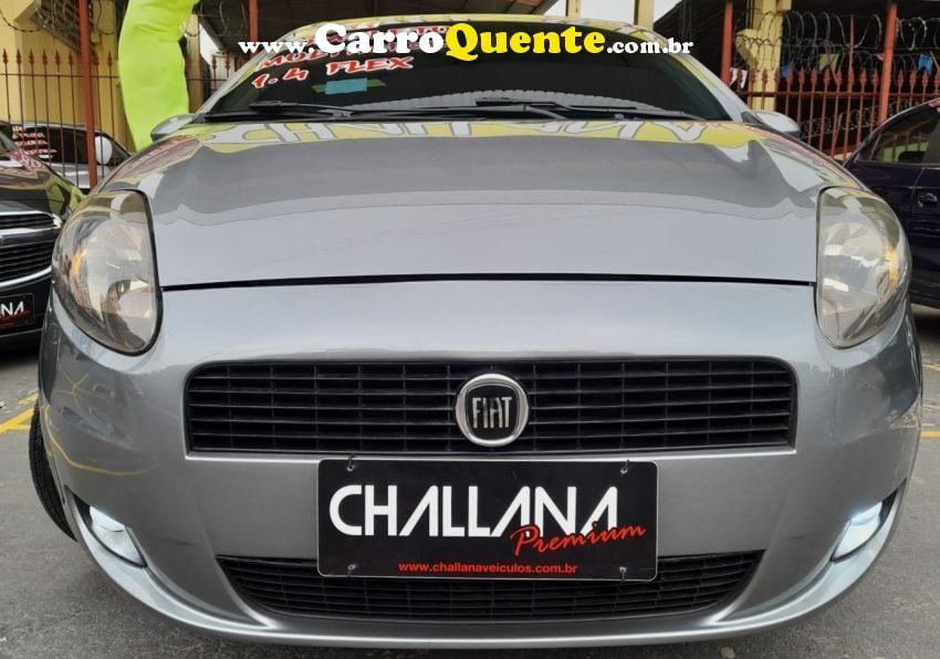 Fiat Punto ATTRACTIVE 1.4 FLEX COMPLETO,DH,AC,VTE,AL,RLL,MULTIMIDIA,ETC,IMPECAVEL - Loja