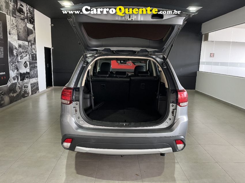 Mitsubishi OUTLANDER 3.0 GT 4X4 V6 24V GASOLINA 4P AUTOMÁTICO - Loja