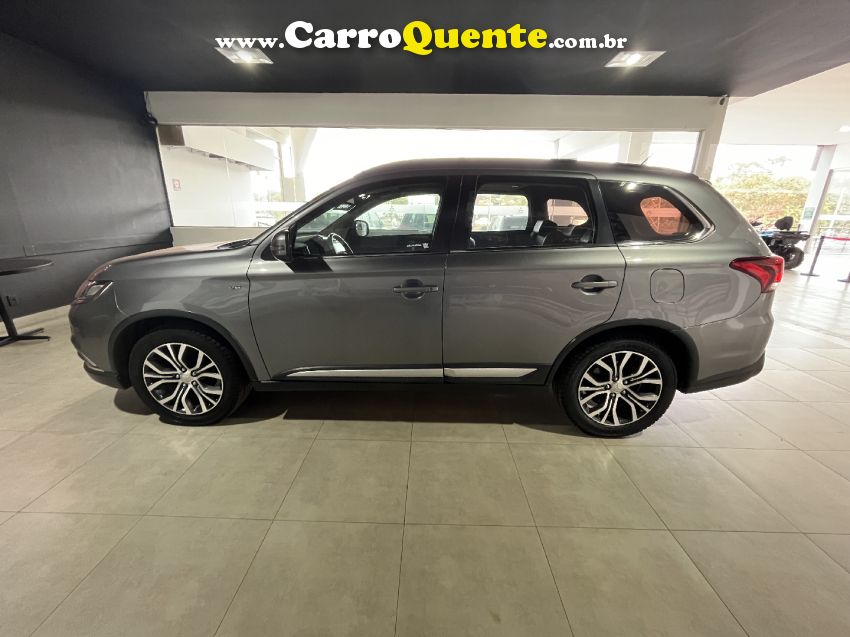 Mitsubishi OUTLANDER 3.0 GT 4X4 V6 24V GASOLINA 4P AUTOMÁTICO - Loja