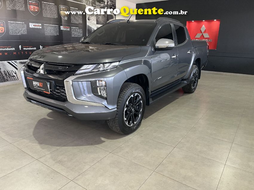 Mitsubishi L200 TRITON 2.4 16V TURBO DIESEL SPORT HPE CD 4P 4X4 AUTOMÁTICO - Loja