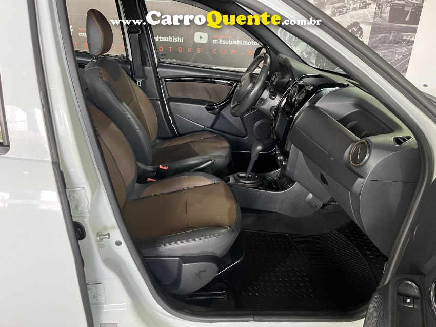 Renault DUSTER 2.0 DYNAMIQUE 4X2 16V FLEX 4P AUTOMÁTICO - Loja