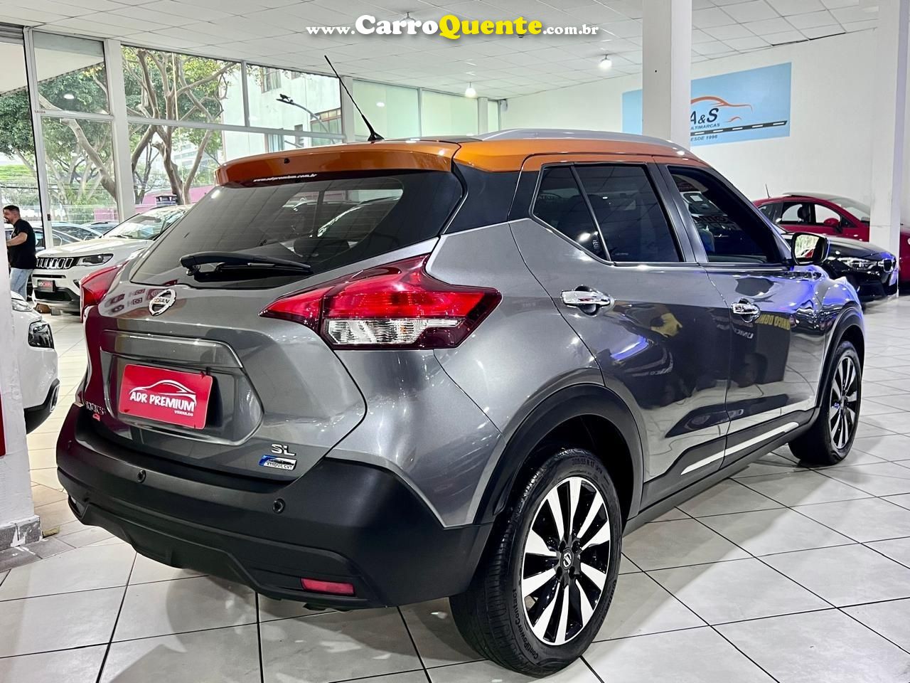 NISSAN KICKS 1.6 16V SL - Loja