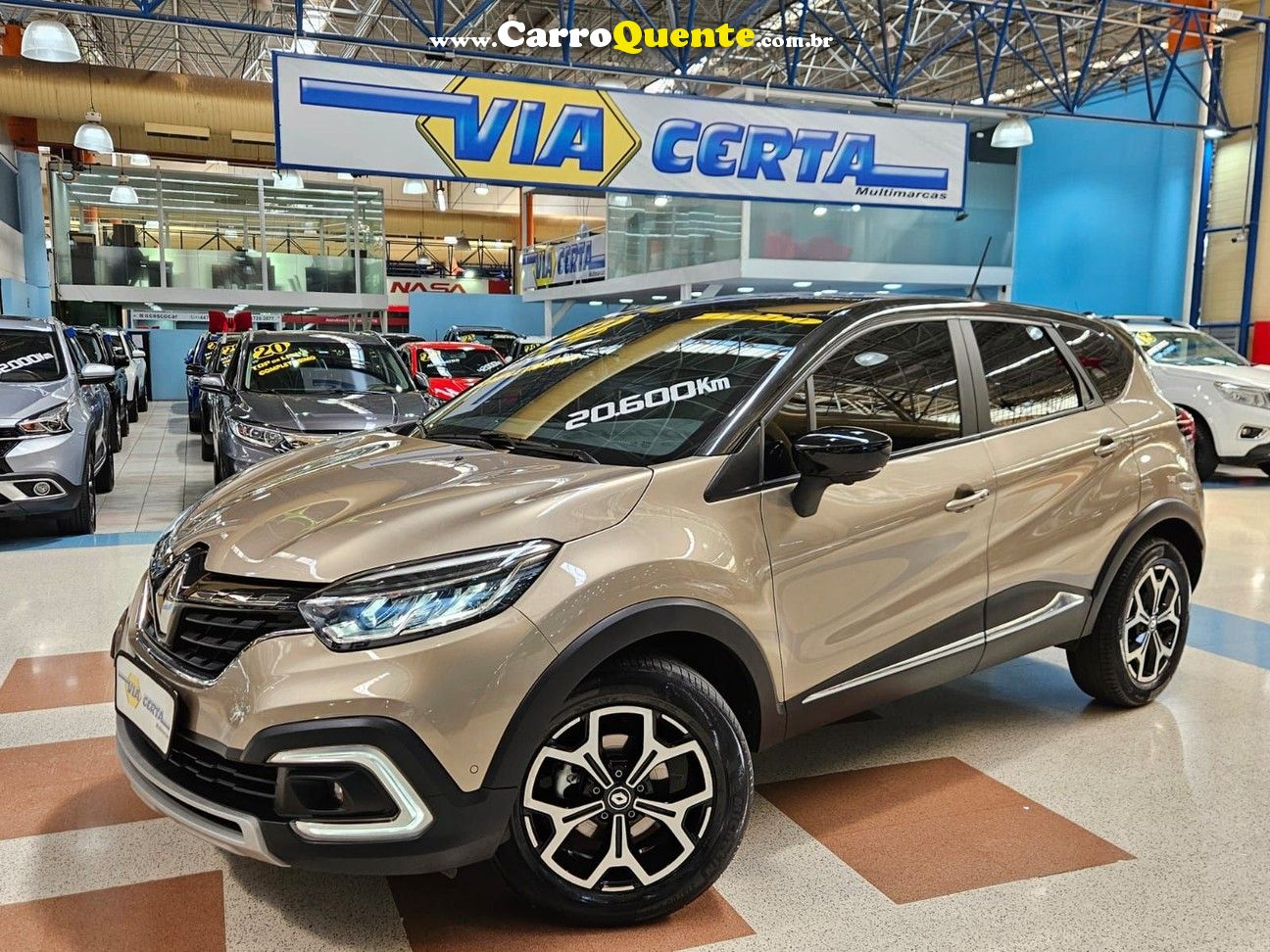 RENAULT CAPTUR 1.3 TURBO FLEX ICONIC * C/ APENAS 20.000 KM * - Loja