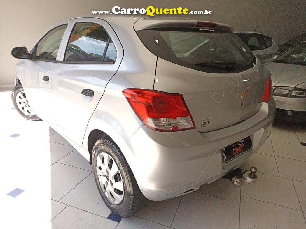 CHEVROLET ONIX 1.0 MPFI LS 8V - Loja