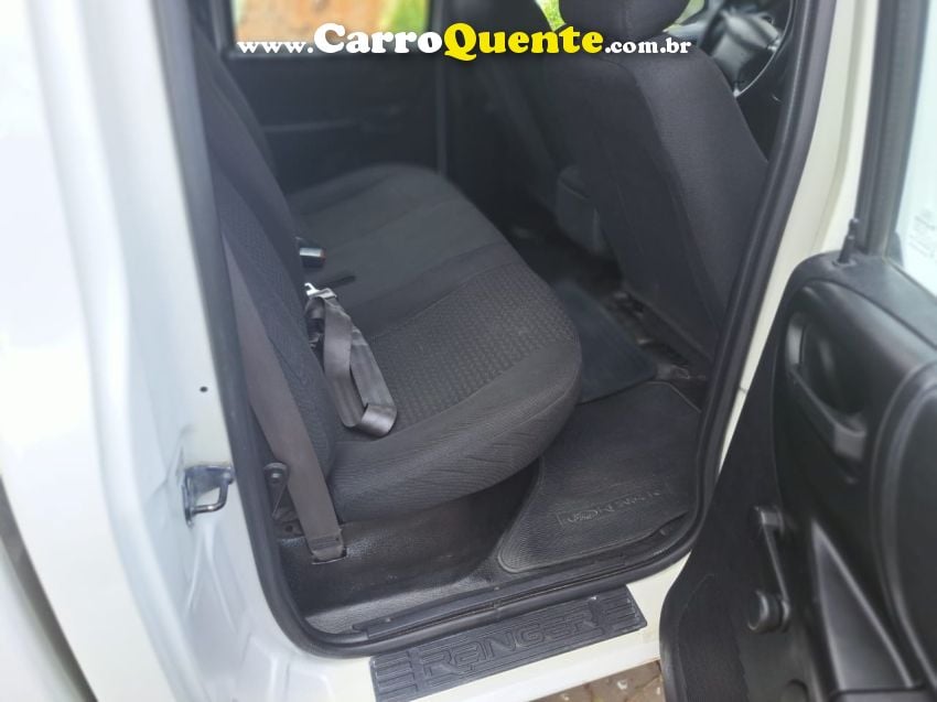 Ford RANGER 3.0 XL 4X4 CD TURBO ELECTRONIC DIESEL 4P MANUAL - Loja