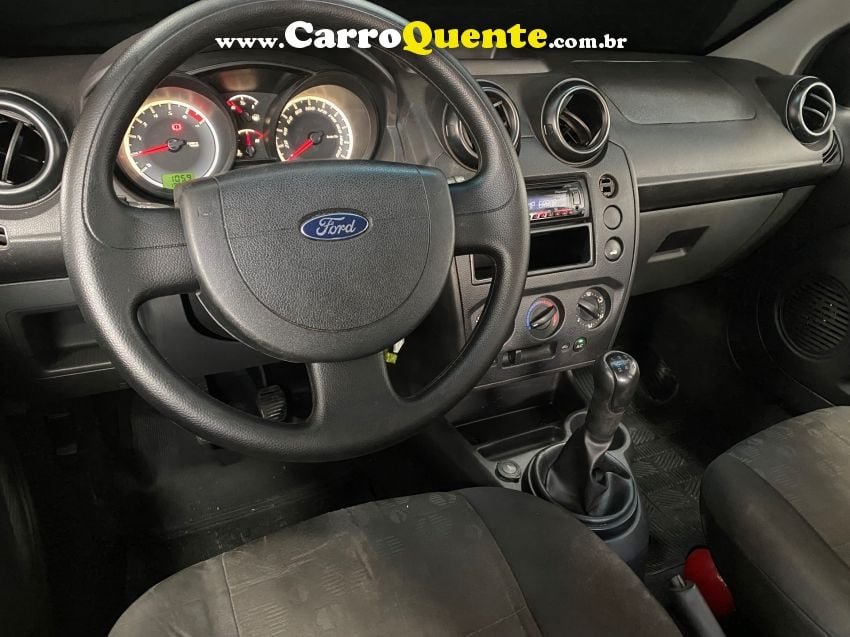 Ford FIESTA 1.6 ROCAM SE 8V FLEX 4P MANUAL - Loja