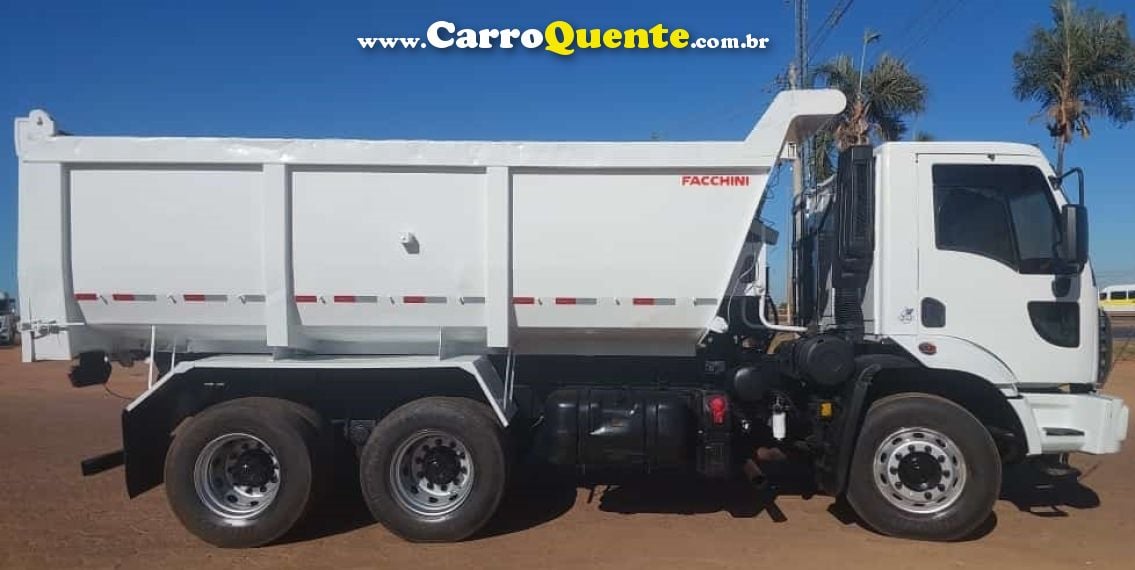 Ford Cargo 2629 CARGO 2629 E 6x4 Turbo 2p Caçamba - Loja