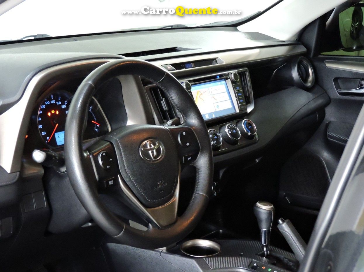 TOYOTA RAV4 2.0 4X2 16V - Loja