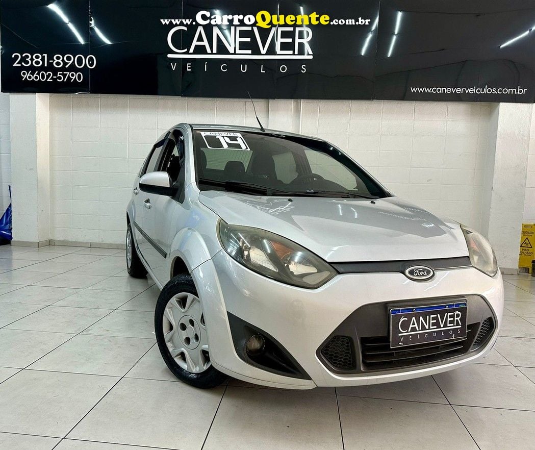 FORD FIESTA 1.6 SE SEDAN 16V - Loja