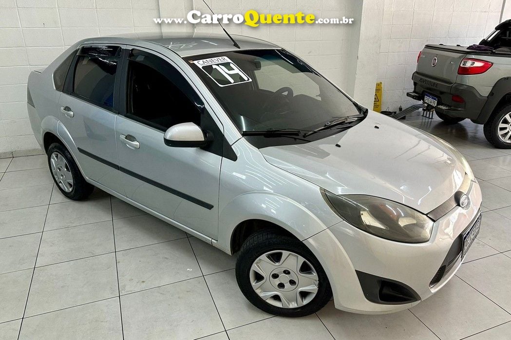 FORD FIESTA 1.6 SE SEDAN 16V - Loja