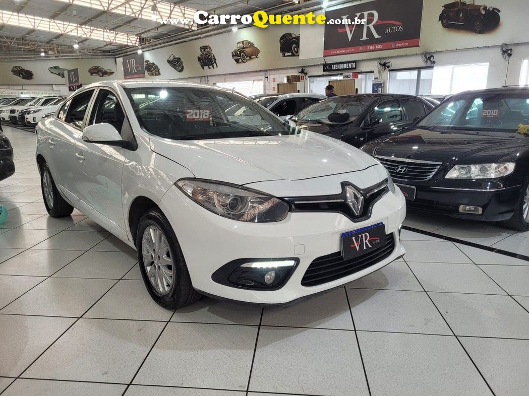 RENAULT FLUENCE 2.0 DYNAMIQUE 16V KM 82.000 NOVO - Loja