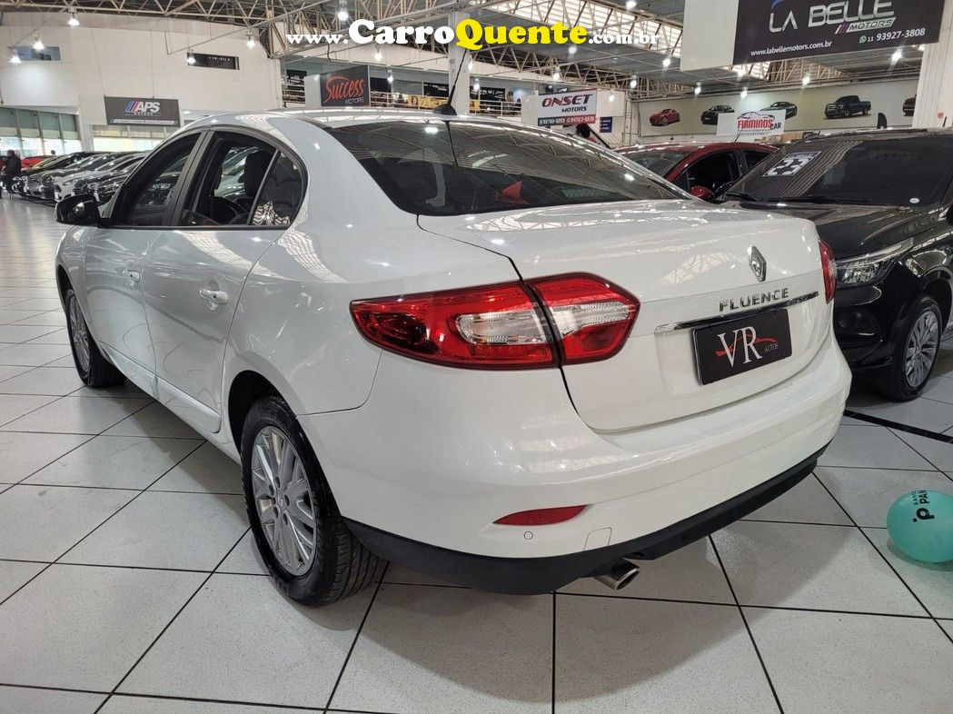 RENAULT FLUENCE 2.0 DYNAMIQUE 16V KM 82.000 NOVO - Loja