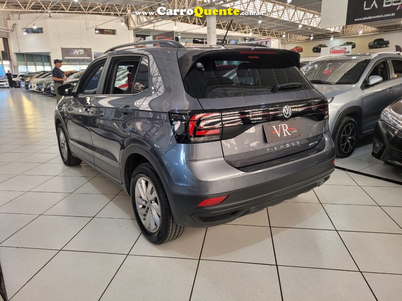 VOLKSWAGEN T-CROSS 1.0 200 TSI 2020 KM 36.000 MUITO NOVA ! - Loja