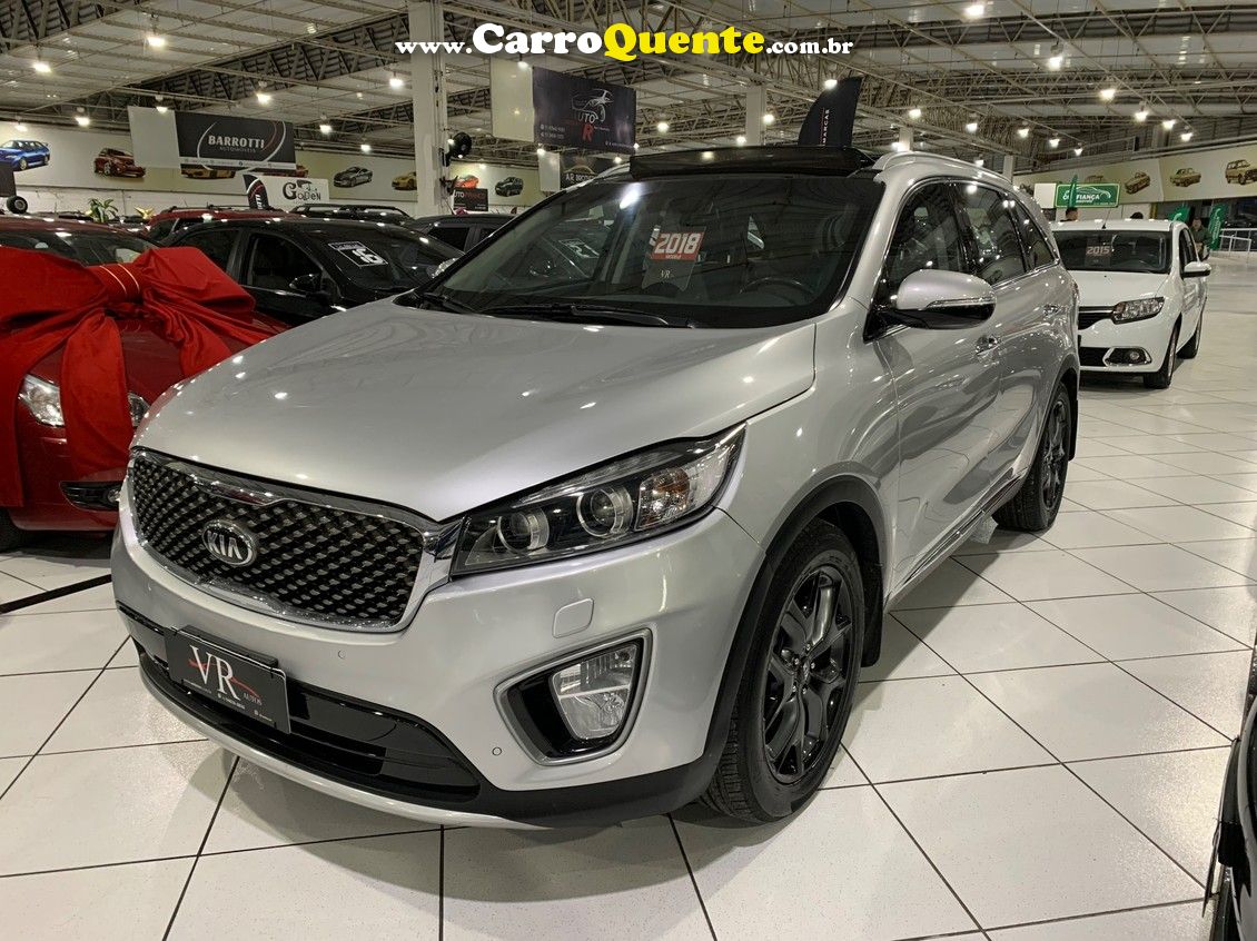 KIA SORENTO 3.3 V6 EX 7L KM 99.000 BLINDADO .COM TETO - Loja