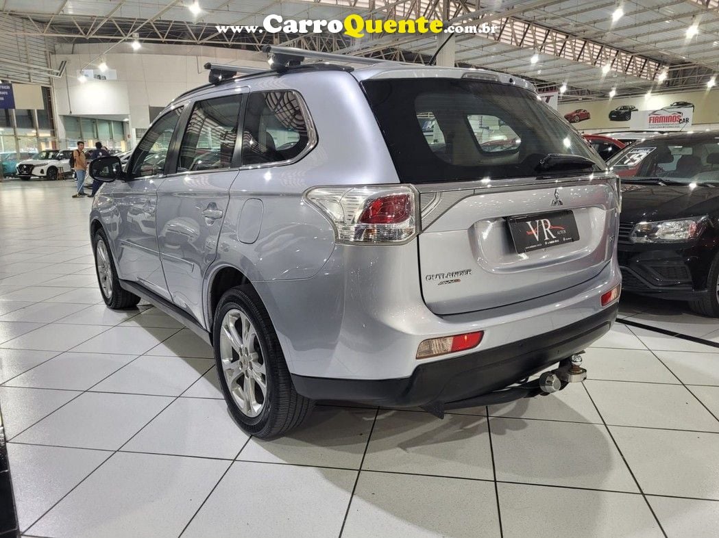 MITSUBISHI OUTLANDER 3.0 GT 4X4 V6 24V 2014 BLINDADO IIIA ! - Loja