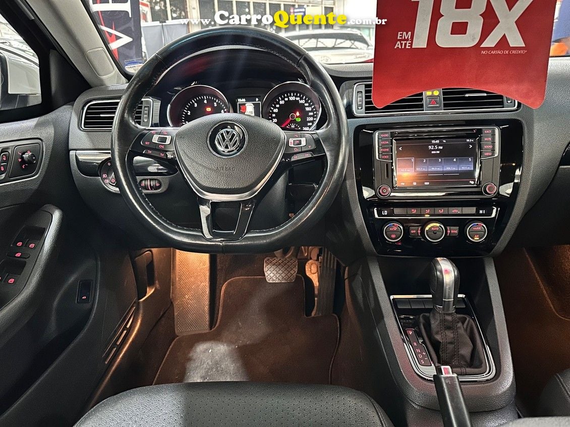 VOLKSWAGEN JETTA 2.0 TSI HIGHLINE 211CV BLINDADO  MUITO NOVO 60.000KM - Loja