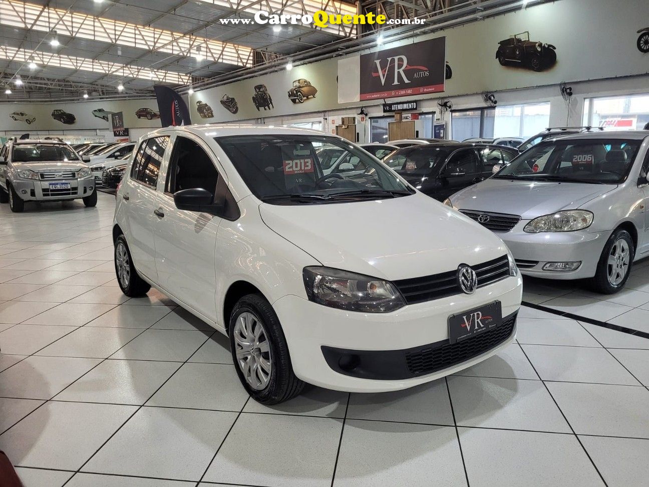 VOLKSWAGEN FOX 1.0 MI TREND 8V  KM 60.000 MUITO NOVO - Loja