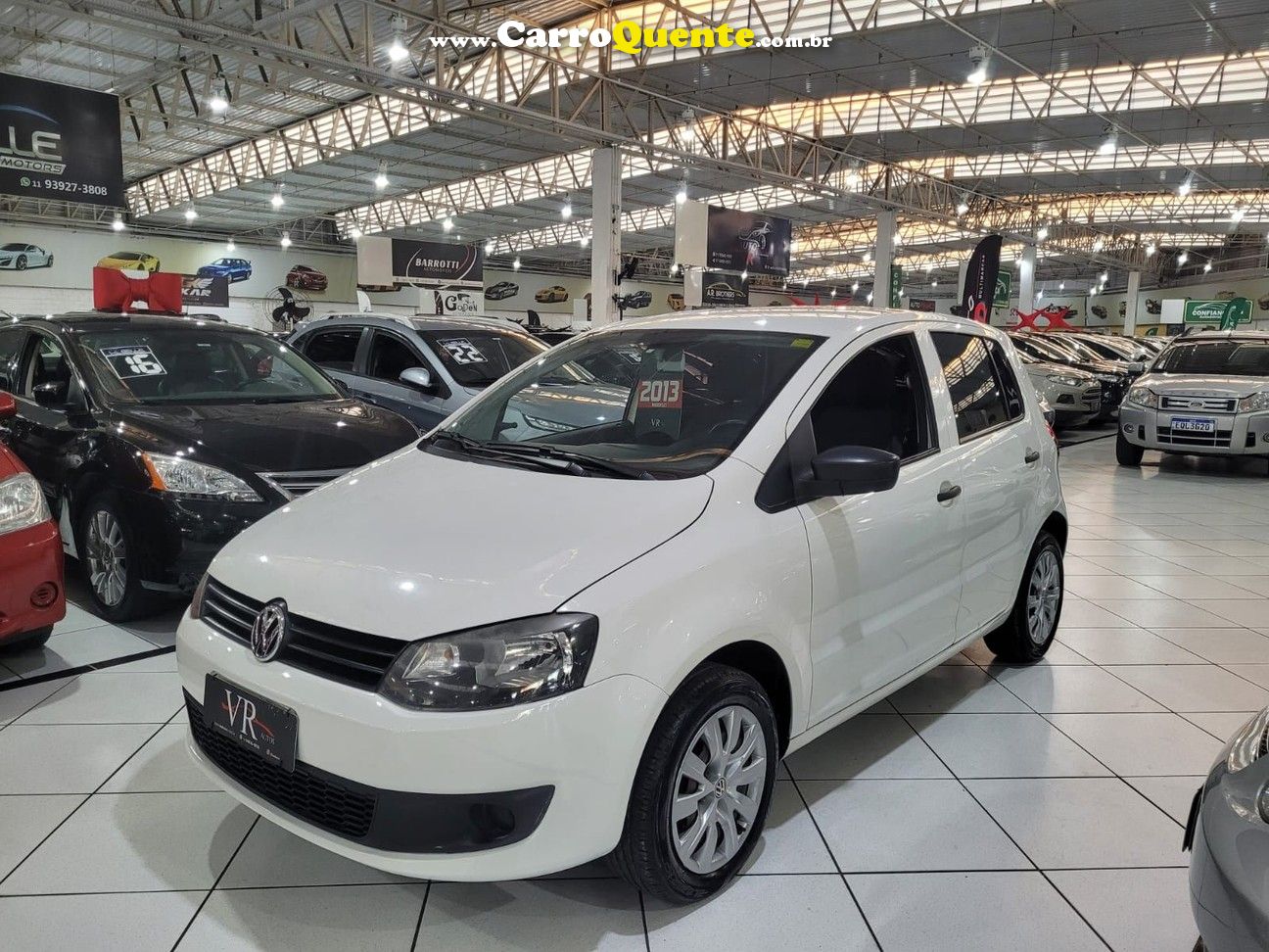 VOLKSWAGEN FOX 1.0 MI TREND 8V  KM 60.000 MUITO NOVO - Loja