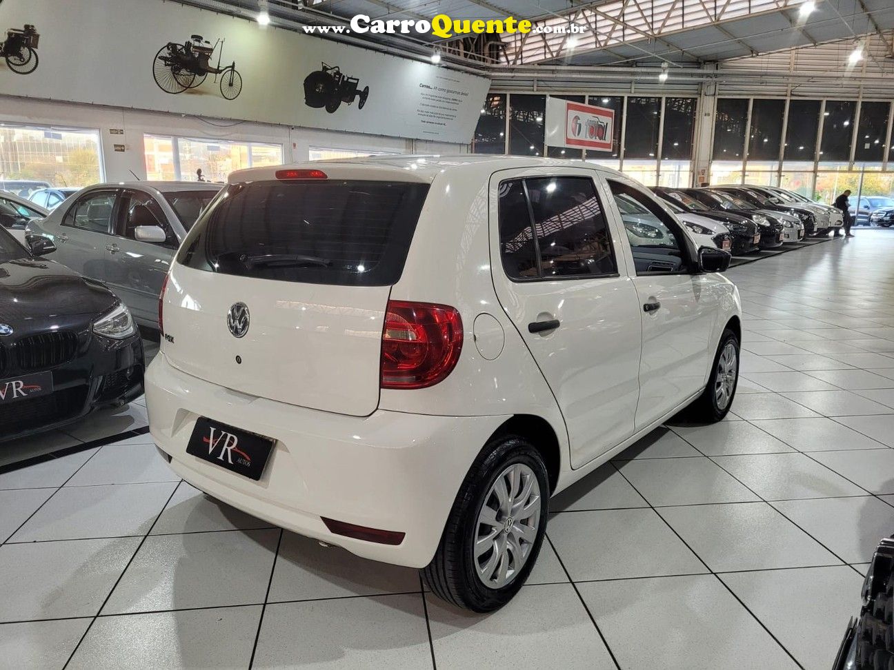 VOLKSWAGEN FOX 1.0 MI TREND 8V  KM 60.000 MUITO NOVO - Loja