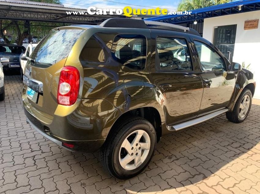 Renault DUSTER 1.6 DYNAMIQUE 4X2 16V FLEX 4P MANUAL - Loja