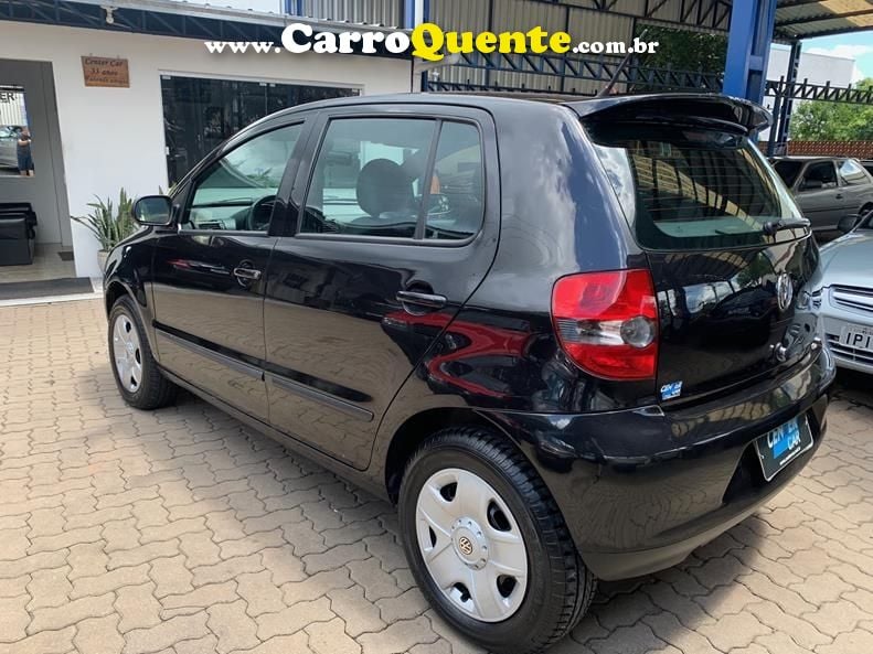 Volkswagen FOX 1.0 MI BLACKFOX 8V FLEX 4P MANUAL - Loja