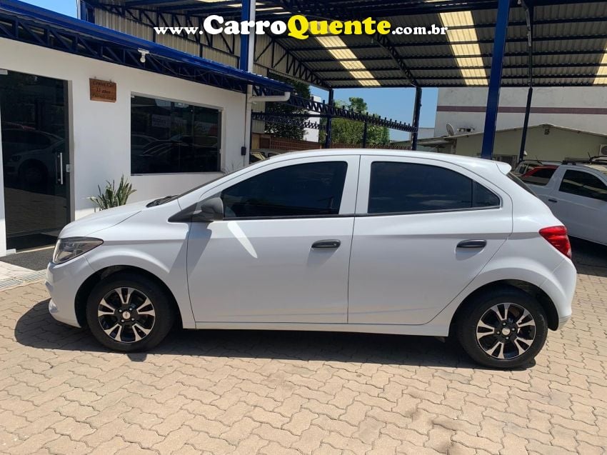 Chevrolet ONIX 1.0 MPFI JOY 8V FLEX 4P MANUAL - Loja