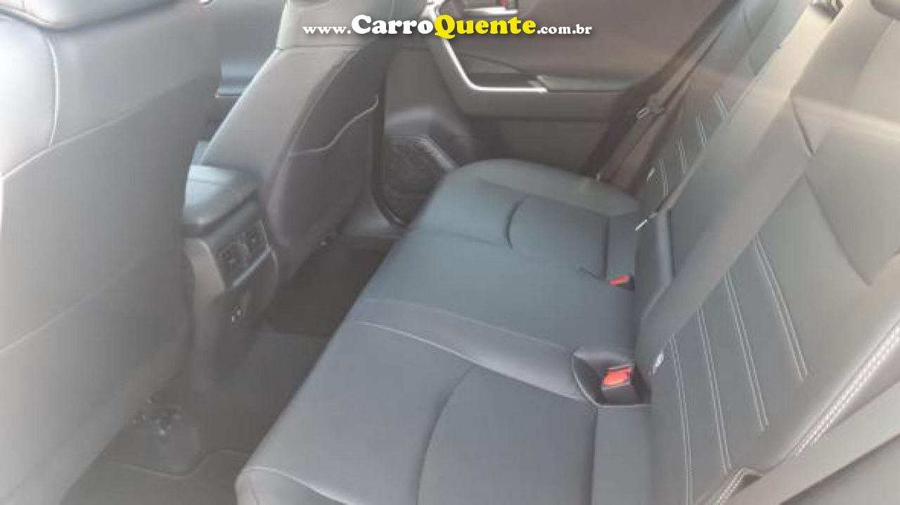 TOYOTA   RAV4 2.5 S 4X4 HYBRID AUT.   CINZA 2020 2.5 GASOLINA E ELÉTRICO - Loja