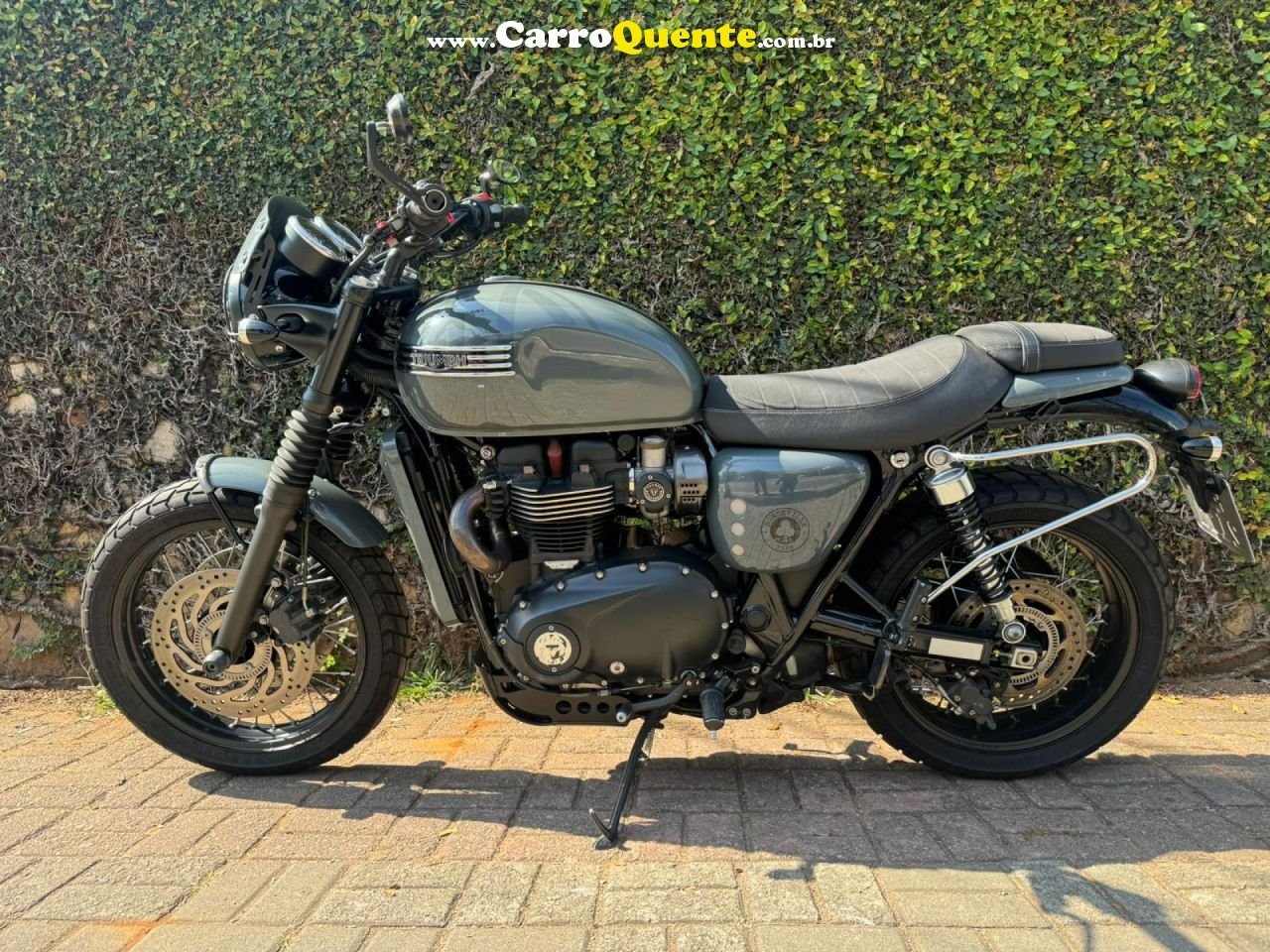 TRIUMPH   BONNEVILLE T120 BLACK   CINZA 2017 1200 GASOLINA - Loja